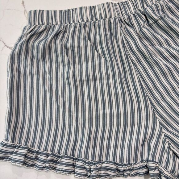 American Eagle Outfitters | Women's High Waist Ruffle Striped Blue White Shorts - Picture 7 of 13